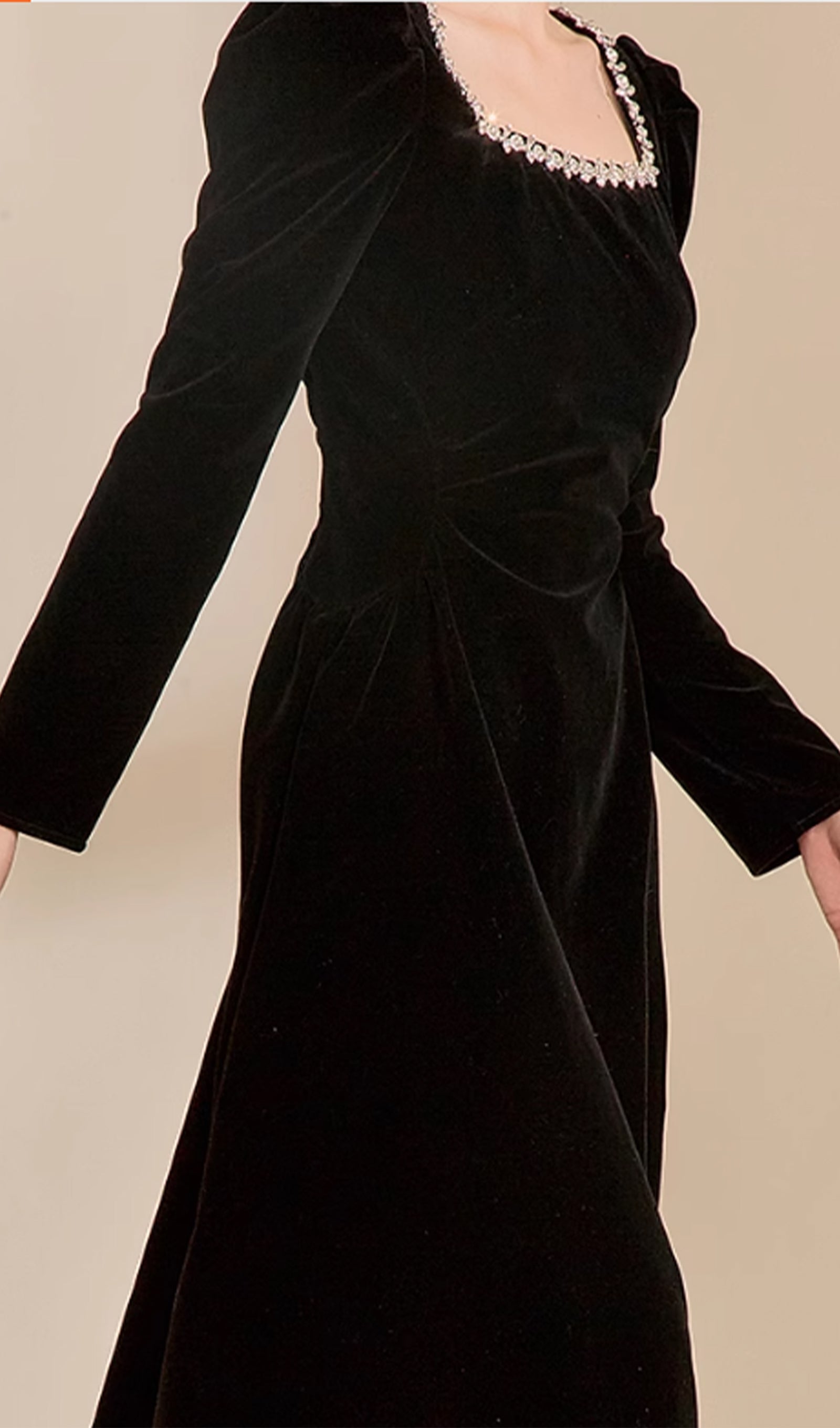 Vintage Kadife Siyah Midi Elbise