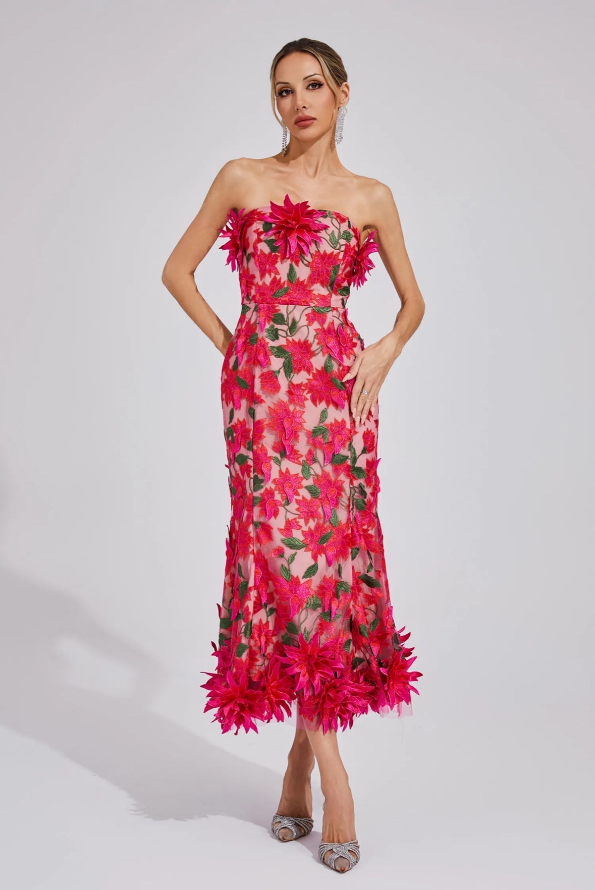 Rosalia 3D-Midikleid aus floraler Spitze