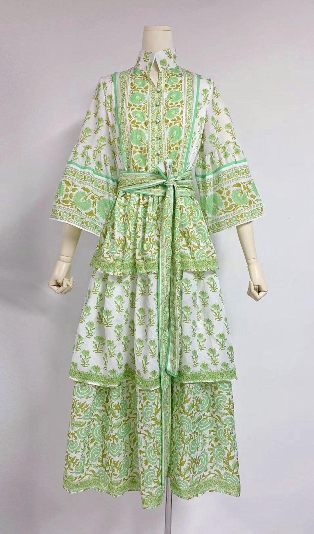 Floral Puff Sleeve Fitted and Flare Midi Dress