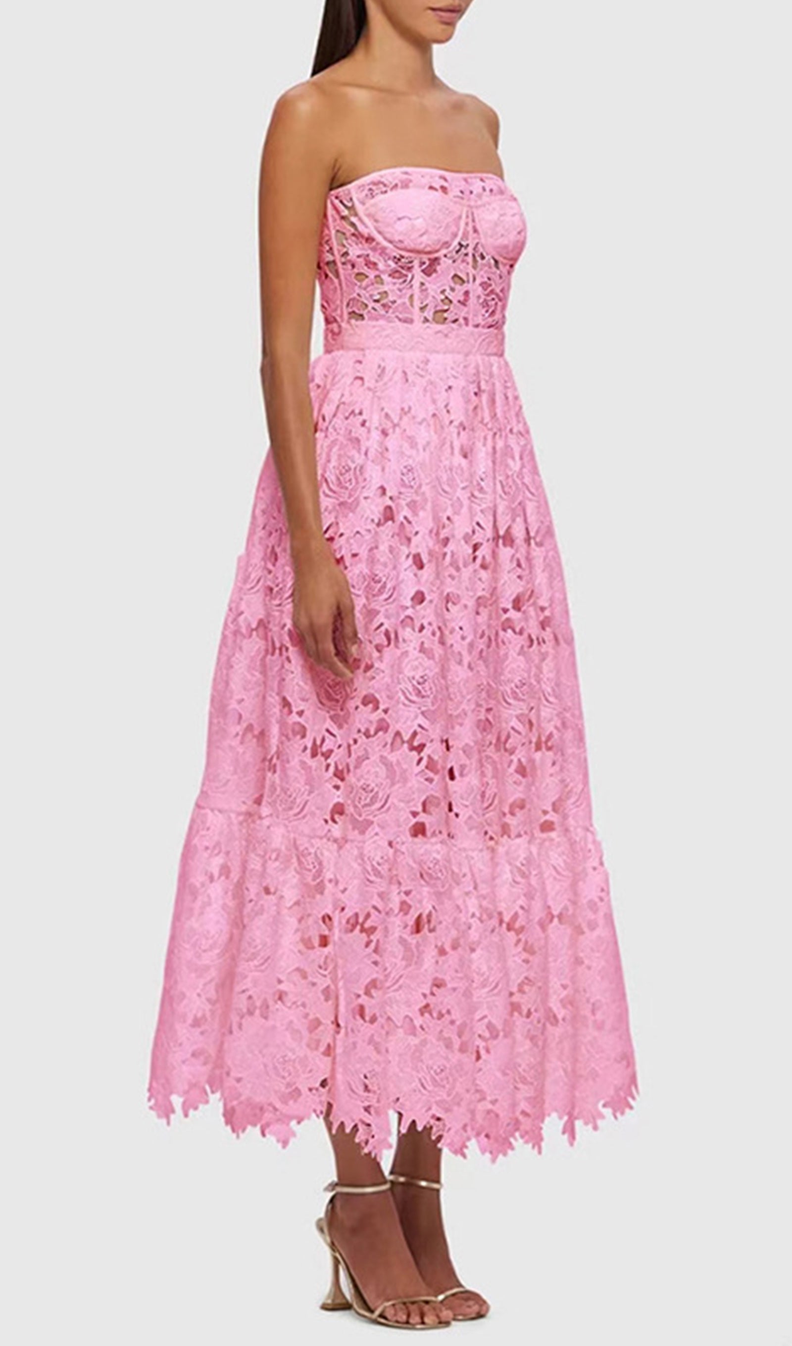 Gehäkeltes, trägerloses Midi-Bandeau-Kleid mit Lochmuster