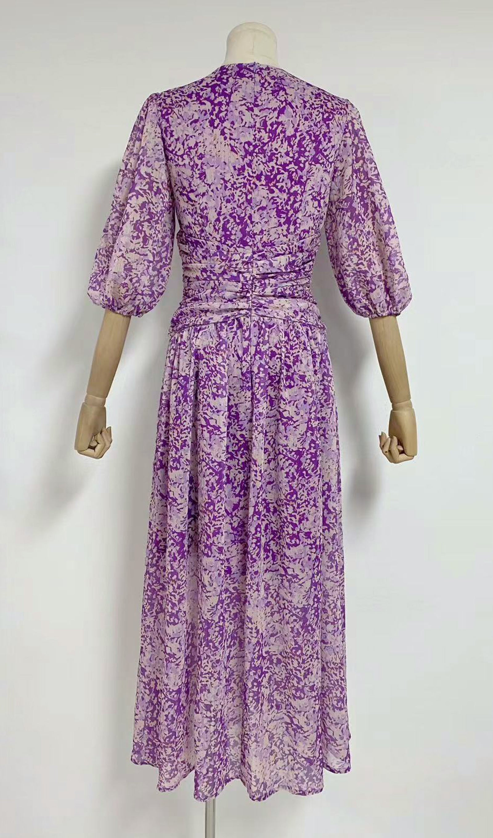 Sexy Midikleid aus geblümtem Chiffon mit V-Ausschnitt