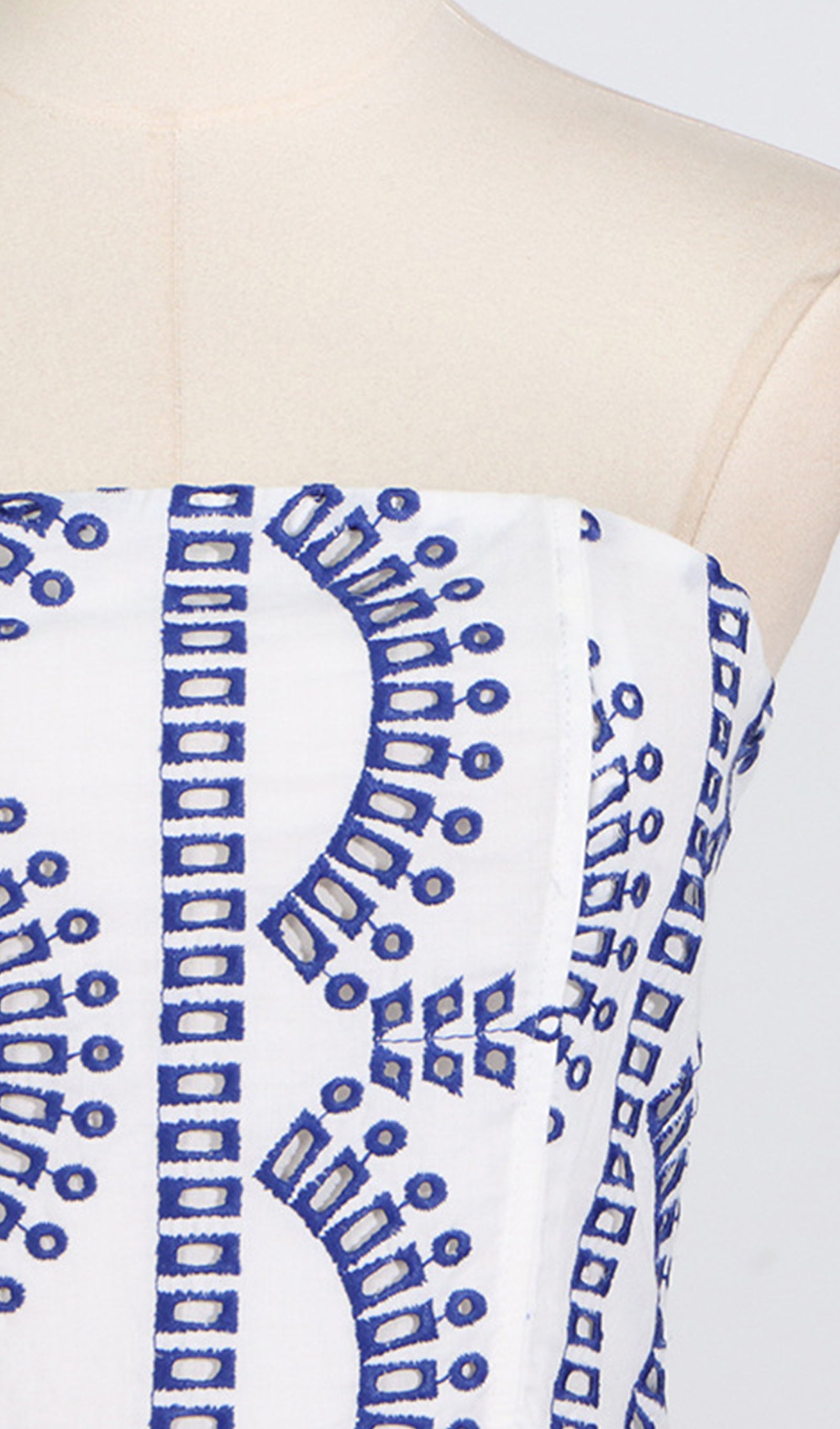 Geblümtes, tailliertes und ausgestelltes Midi-Bandeau-Kleid
