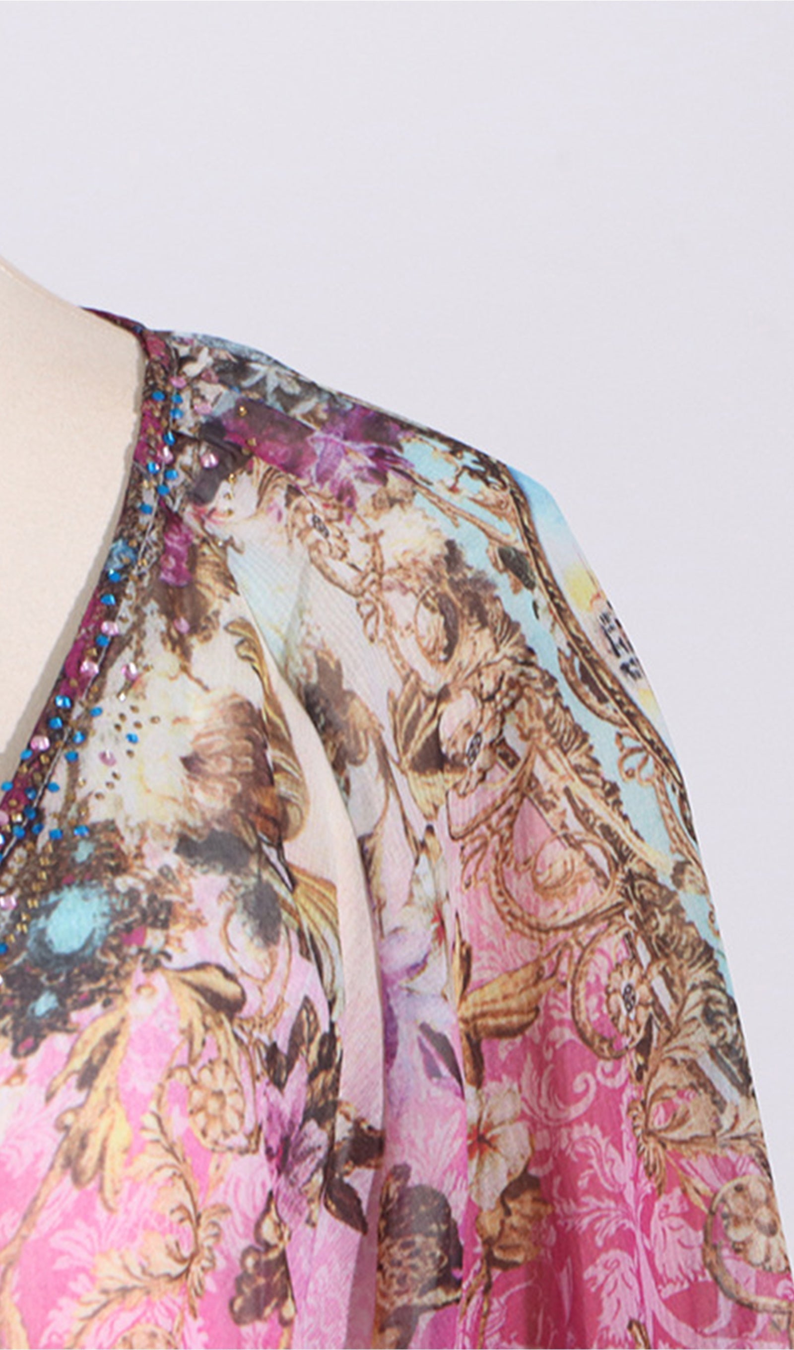 Boho-Maxikleid mit Blumenmuster, langen Ärmeln und V-Ausschnitt