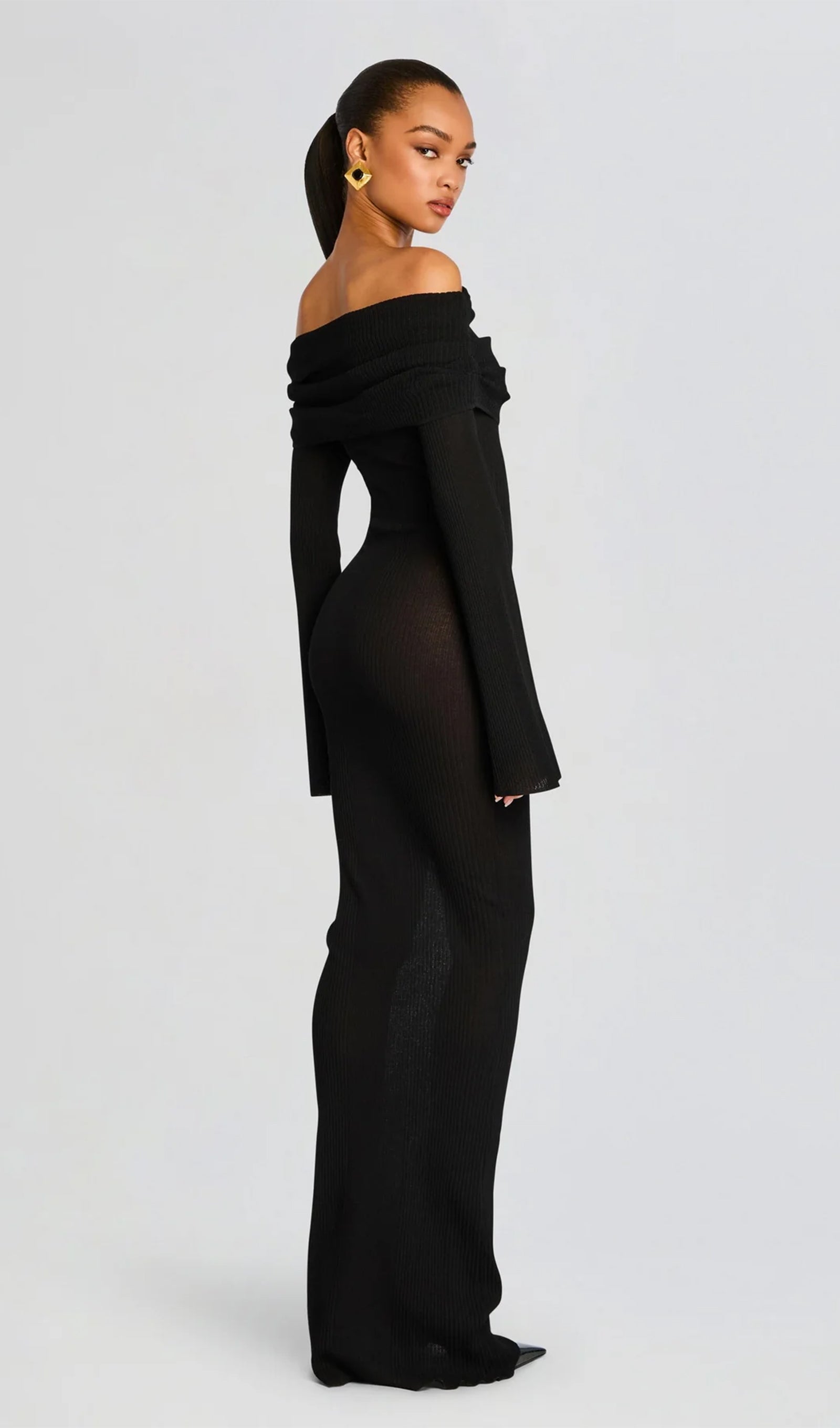 Kapalı Omuz Slim Fit Maksi Elbise