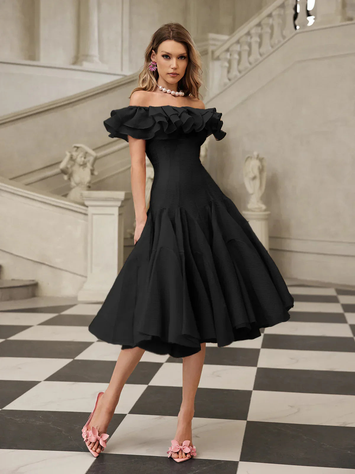 Amelie schulterfreies Rüschen-Midikleid 