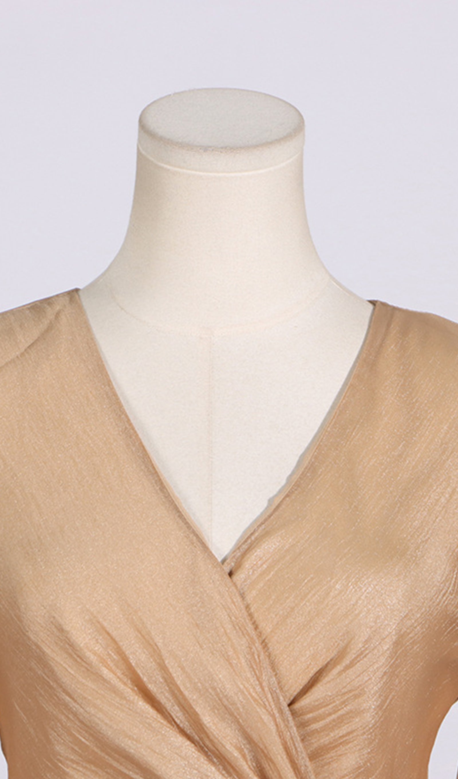 Maxikleid mit Laternenärmeln, V-Ausschnitt und Gürtel