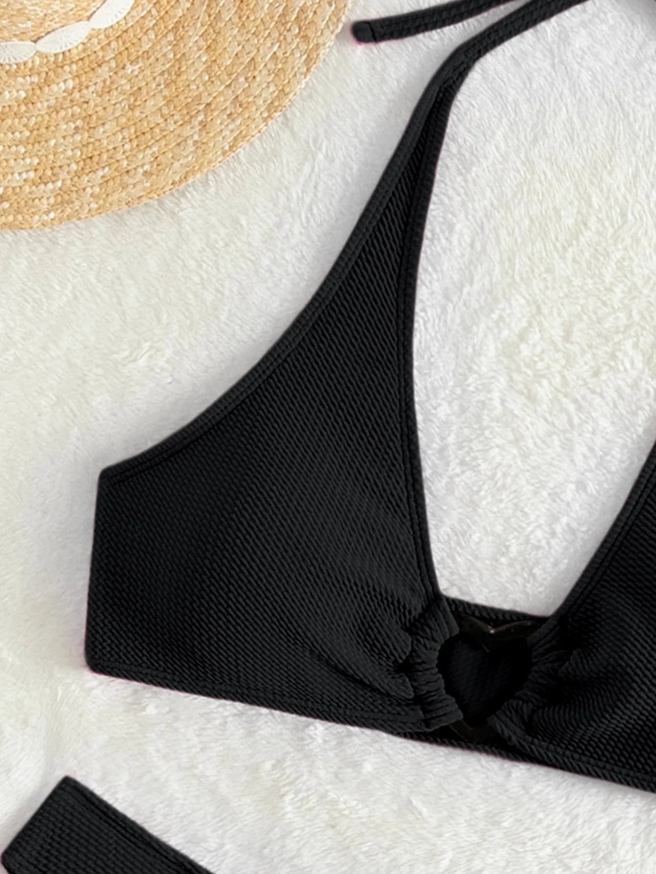 Halka Detaylı Sade Bikini Takımı