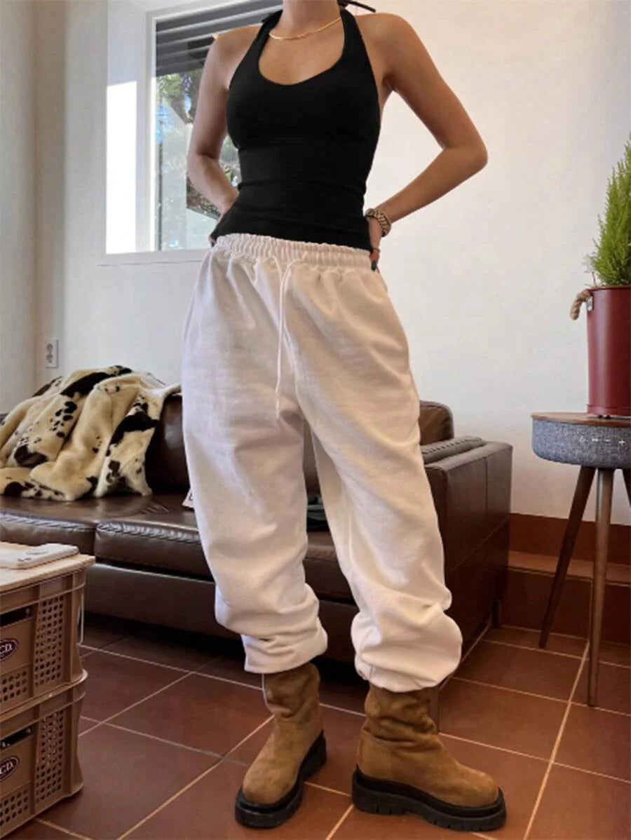 Rahat Slim Fit Askılı Üst