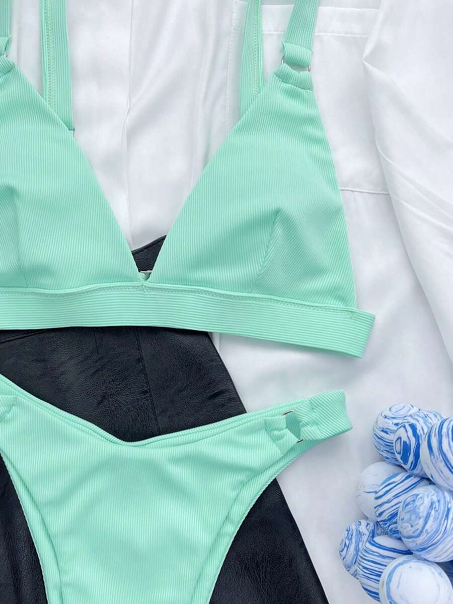 Halka Detaylı Sade Gündelik Bikini Takımı