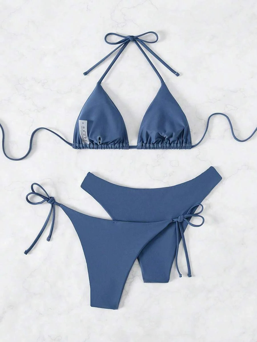 3 Parça Halter Üst + Üçgen Alt + Bağcıklı Şort Bikini Takımı