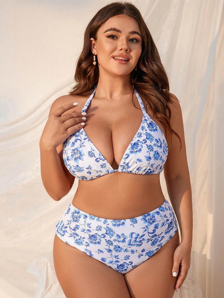 Büyük Beden Boyundan Bağlamalı Baskılı Bikini Takımı