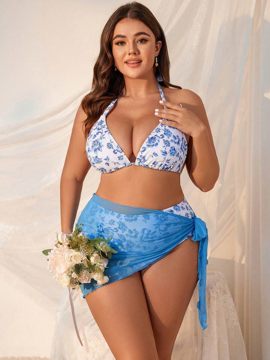 Büyük Beden Boyundan Bağlamalı Baskılı Bikini Takımı