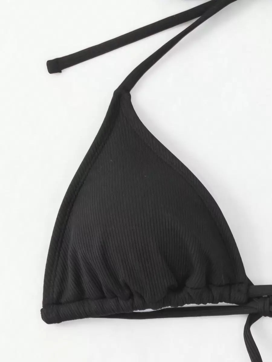 Çiçek Desenli Halter Bağcıklı Bikini Takımı