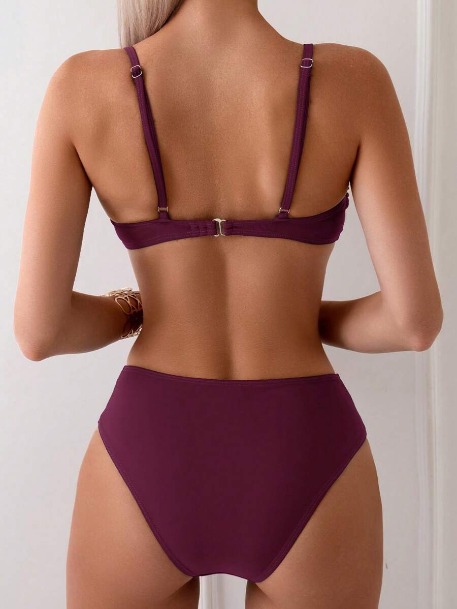 Halka Dantelli Sade Bikini Takımı