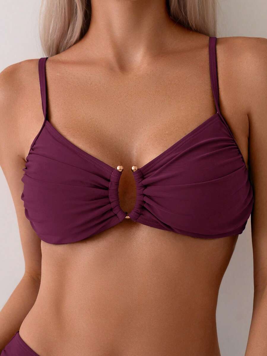 Halka Dantelli Sade Bikini Takımı