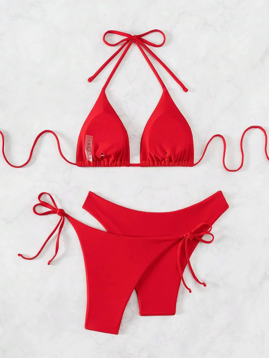 3 Parça Halter Üst + Üçgen Alt + Bağcıklı Şort Bikini Takımı