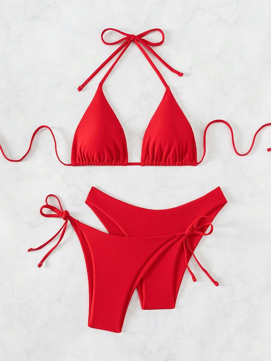 3 Parça Halter Üst + Üçgen Alt + Bağcıklı Şort Bikini Takımı