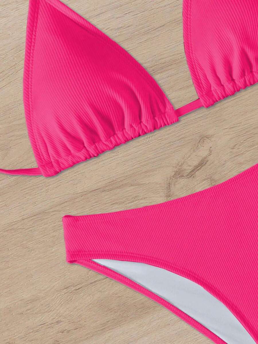 Çiçek Desenli Halter Bağcıklı Bikini Takımı