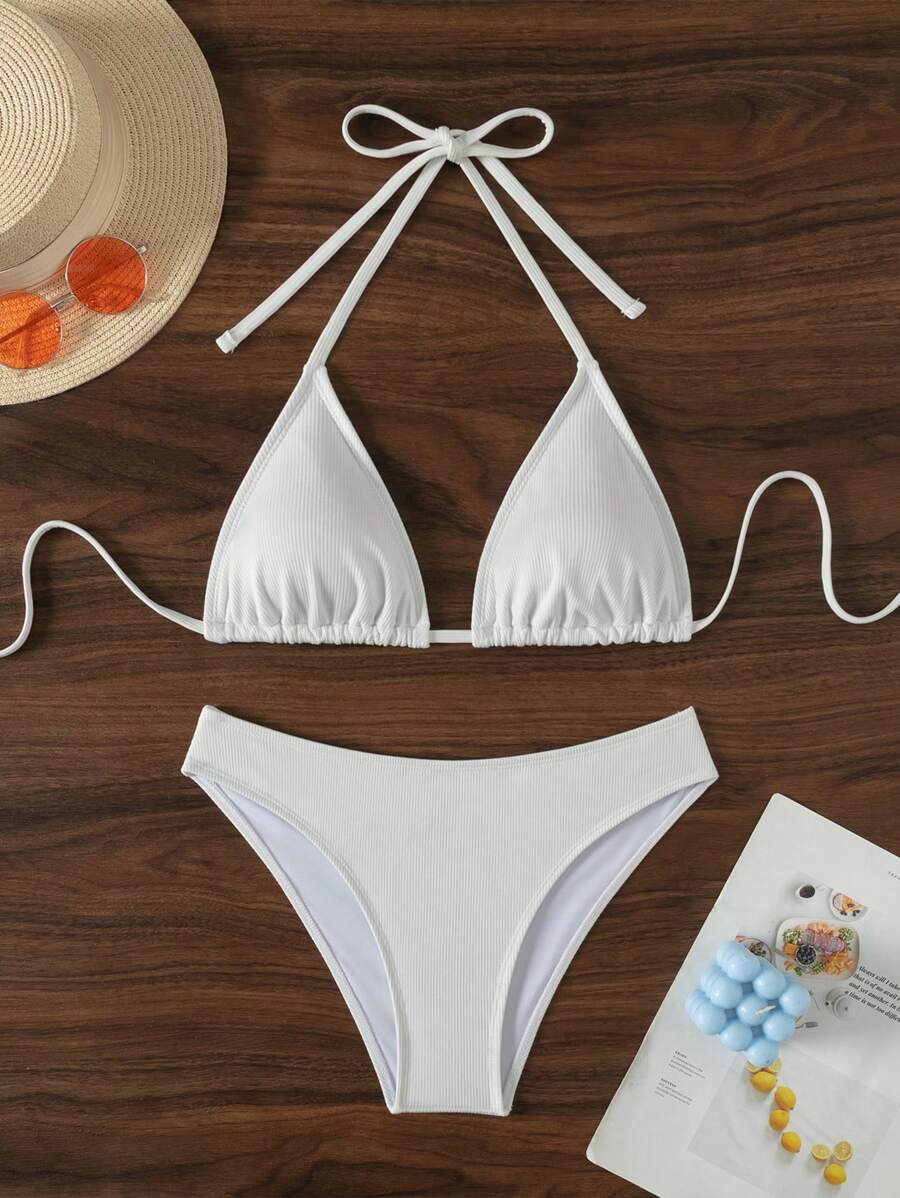 Çiçek Desenli Halter Bağcıklı Bikini Takımı