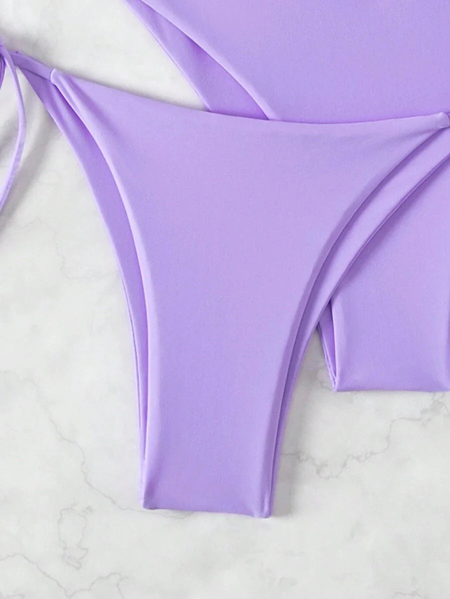 3 Parça Halter Üst + Üçgen Alt + Bağcıklı Şort Bikini Takımı
