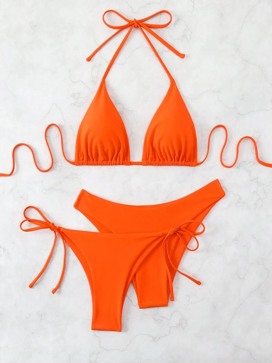 3 Parça Halter Üst + Üçgen Alt + Bağcıklı Şort Bikini Takımı