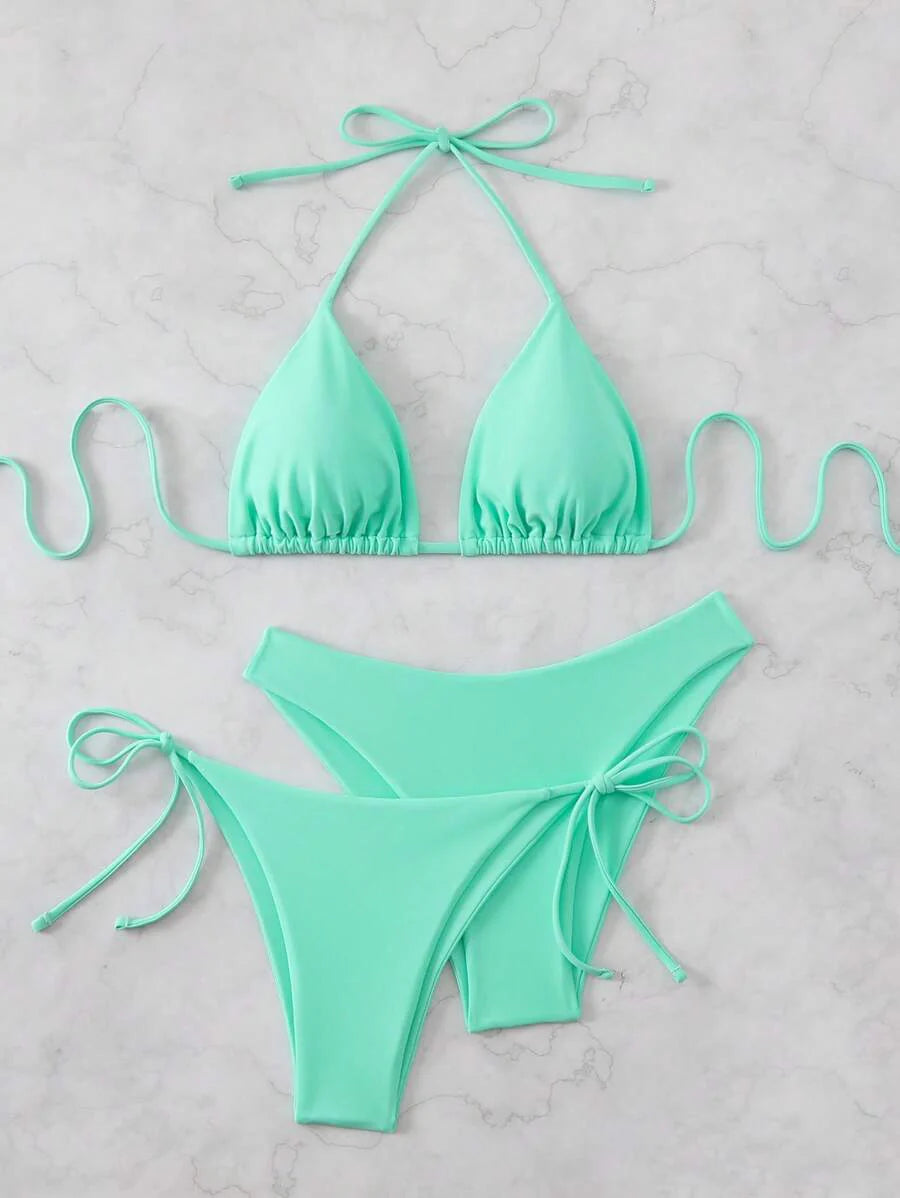 3 Parça Halter Üst + Üçgen Alt + Bağcıklı Şort Bikini Takımı