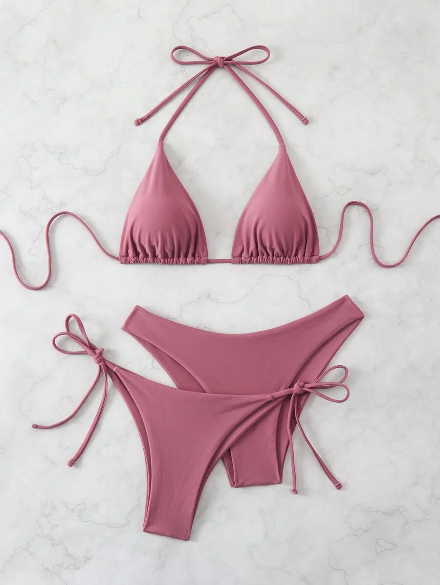 3 Parça Halter Üst + Üçgen Alt + Bağcıklı Şort Bikini Takımı