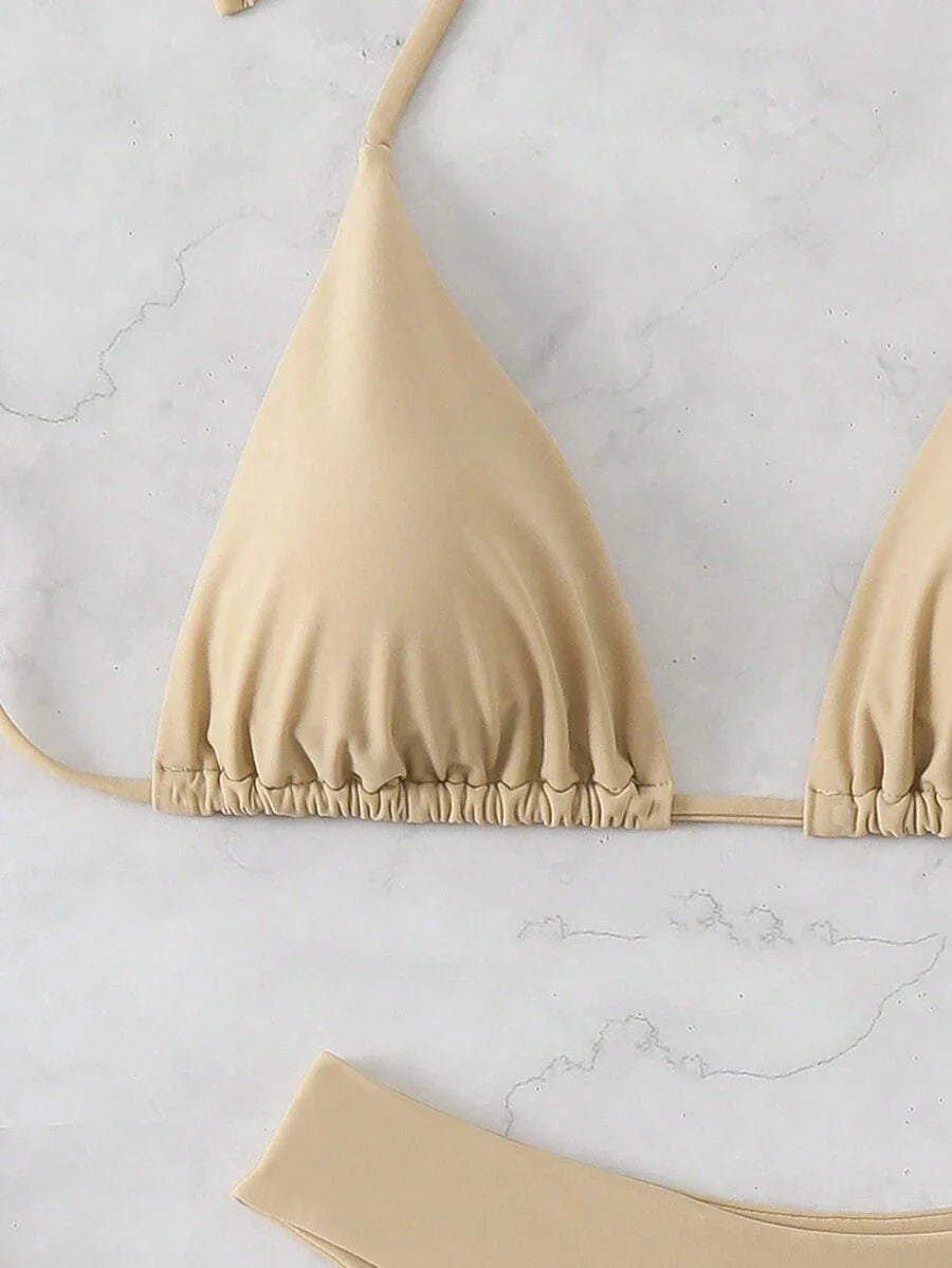 3 Parça Halter Üst + Üçgen Alt + Bağcıklı Şort Bikini Takımı