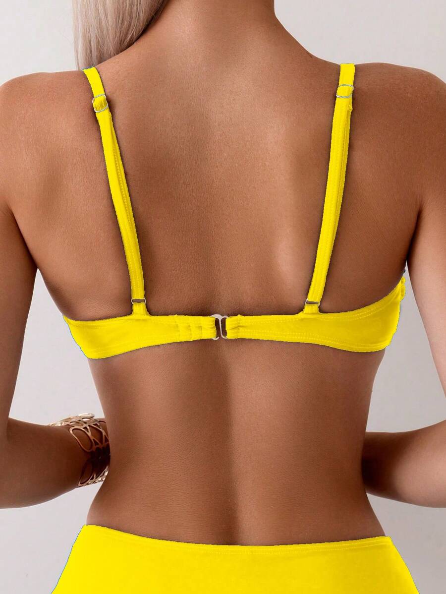 Halka Dantelli Sade Bikini Takımı