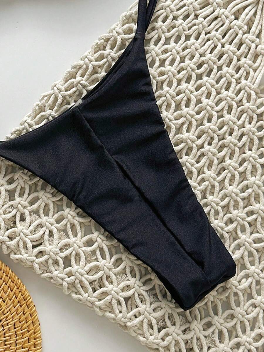 Pembe Straplez Bağcıklı Metal Detaylı Bikini Takımı