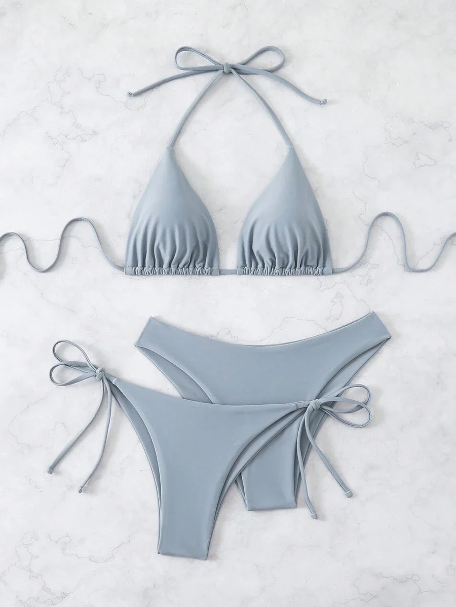 3 Parça Halter Üst + Üçgen Alt + Bağcıklı Şort Bikini Takımı