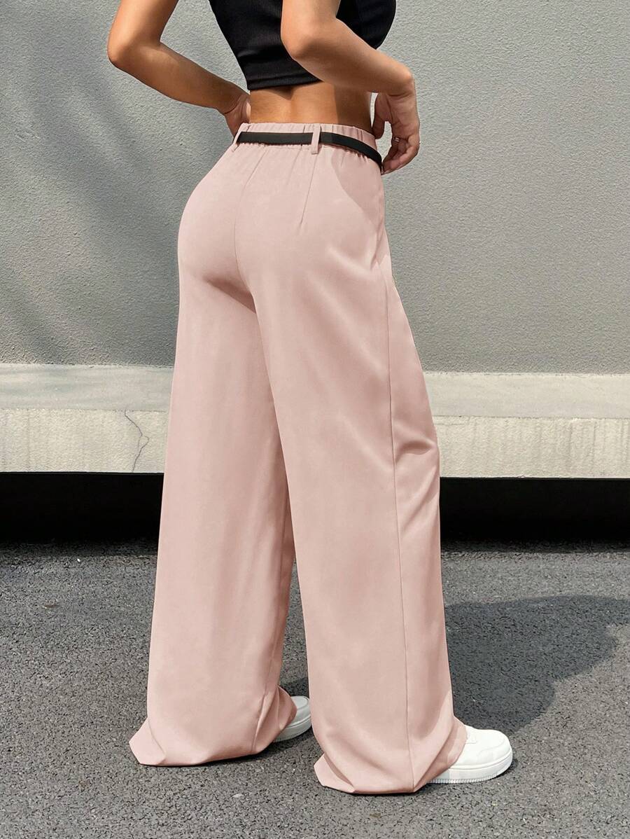 Kemerli Geniş Paça Günlük Pantolon