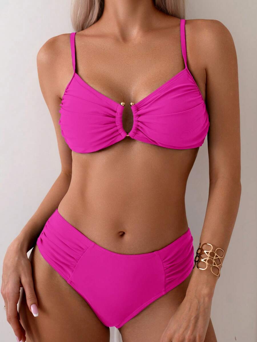 Halka Dantelli Sade Bikini Takımı