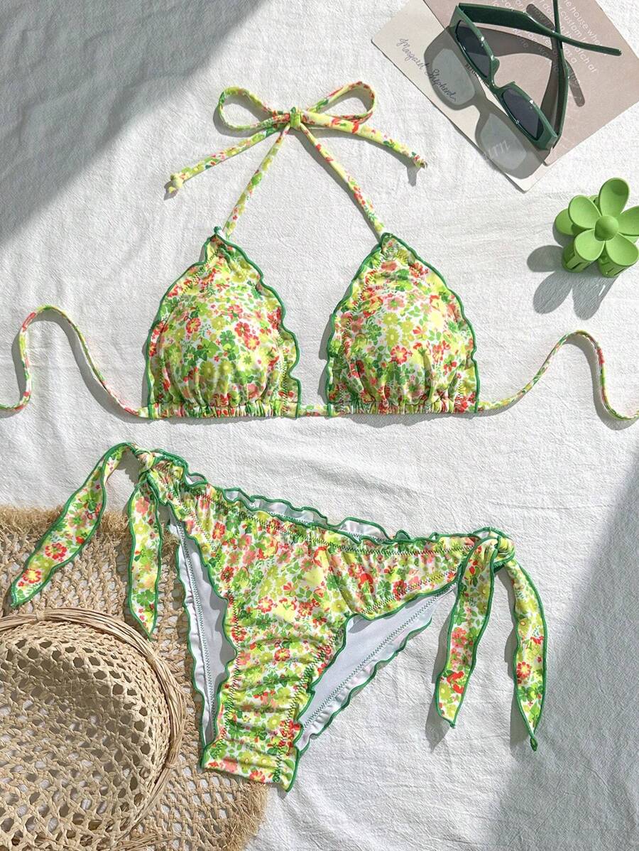 Çiçekli Dantel Pileli Bikini Takımı