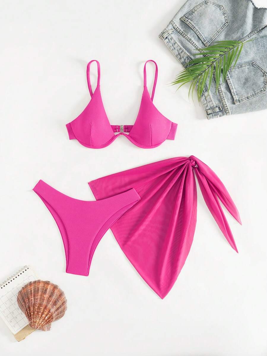 3'Lü Balenli Bikini Takımı Ve Örgü Plaj Eteği