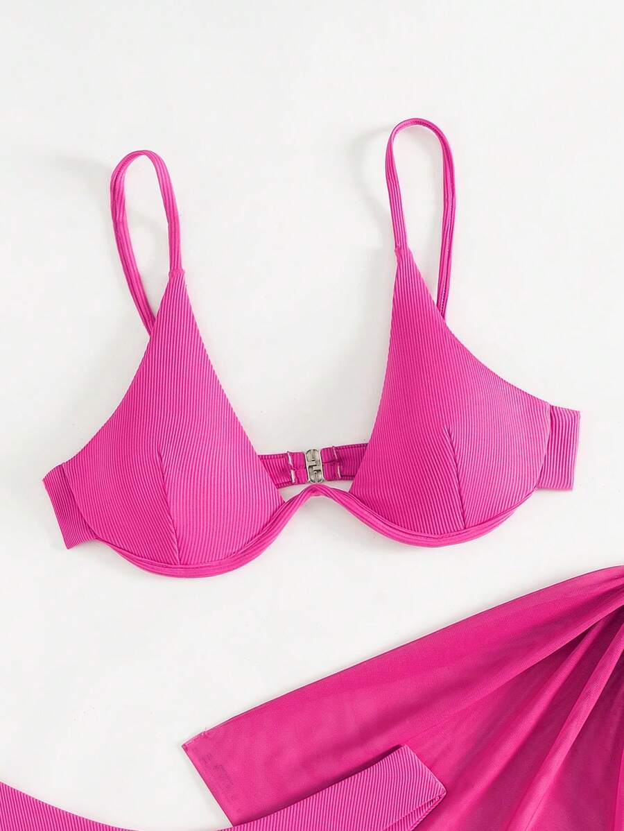 3'Lü Balenli Bikini Takımı Ve Örgü Plaj Eteği