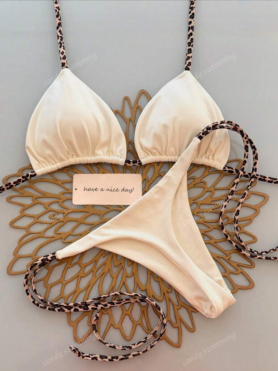 Leopar Desenli Boyundan Bağlamalı Bikini Takımı