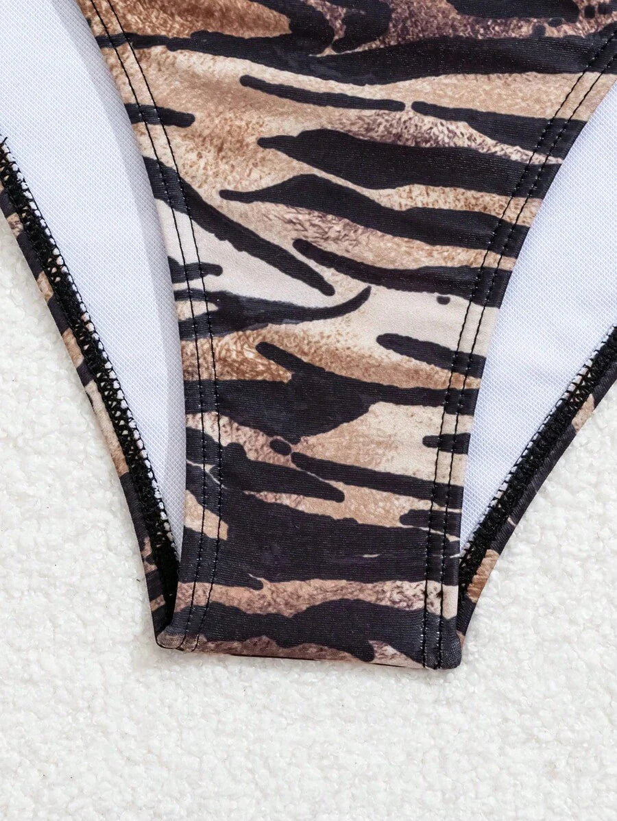 Çiçek Desenli Halter Bağcıklı Bikini Takımı
