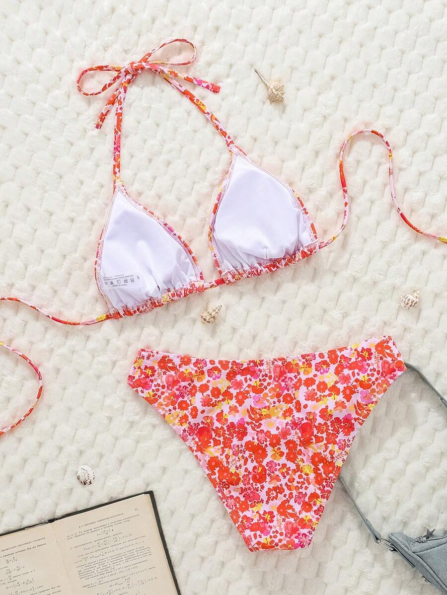 Çiçek Desenli Halter Bağcıklı Bikini Takımı