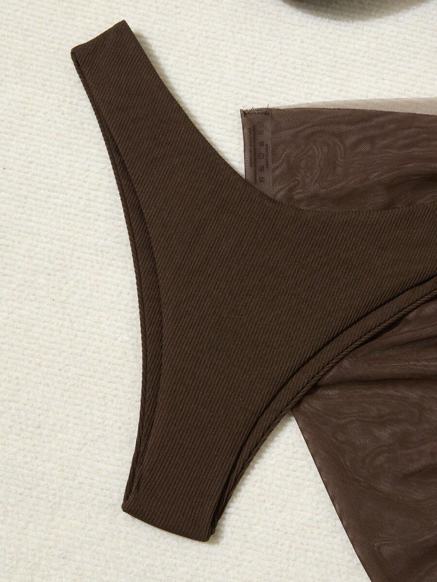 3'Lü Balenli Bikini Takımı Ve Örgü Plaj Eteği