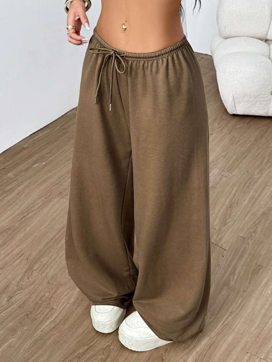 Düz Renk Bağcıklı Bel Düz Paça Jogger Pantolon