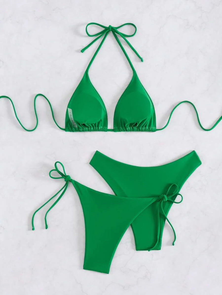3 Parça Halter Üst + Üçgen Alt + Bağcıklı Şort Bikini Takımı