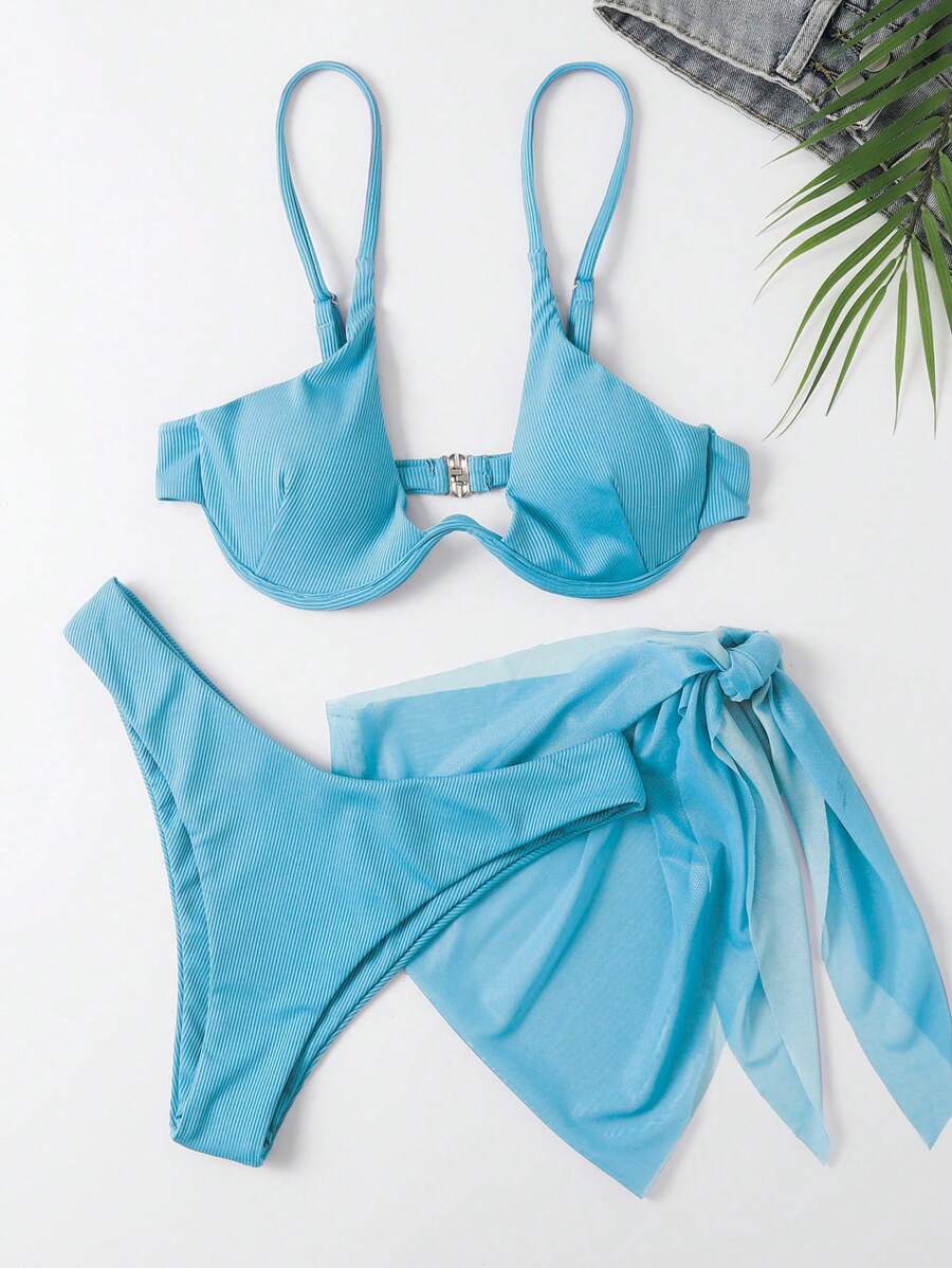 3'Lü Balenli Bikini Takımı Ve Örgü Plaj Eteği