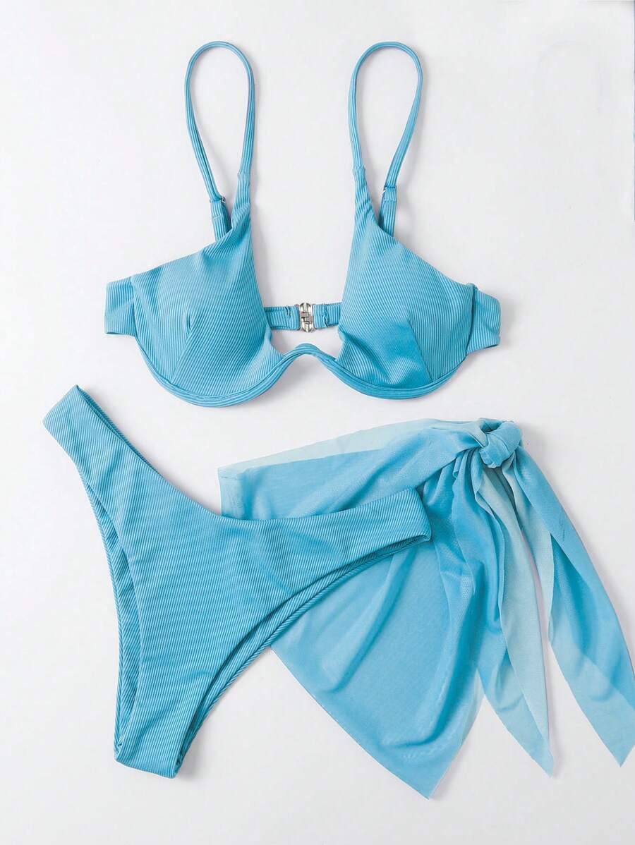 3'Lü Balenli Bikini Takımı Ve Örgü Plaj Eteği