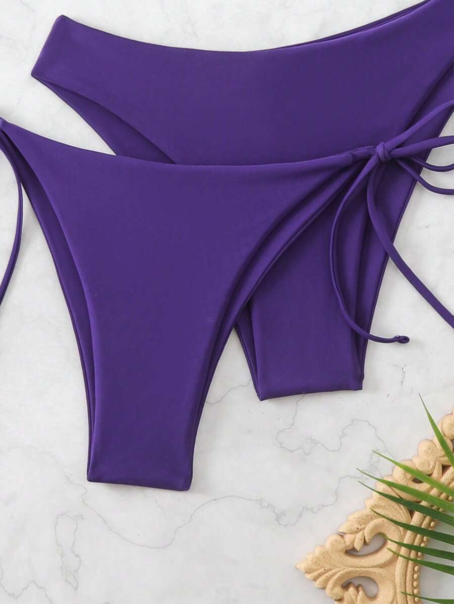 3 Parça Halter Üst + Üçgen Alt + Bağcıklı Şort Bikini Takımı