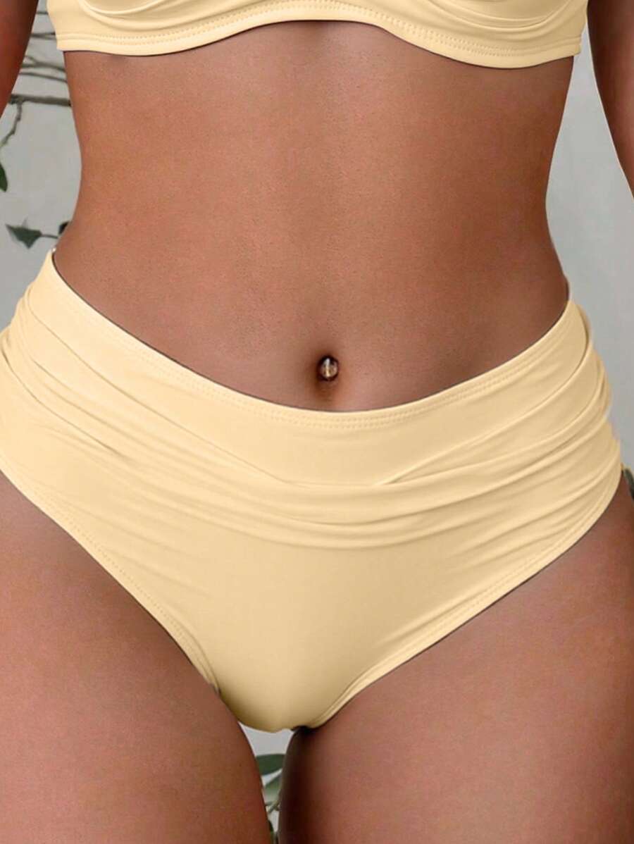 Askılı Yüksek Bel Balenli Bikini Takımı