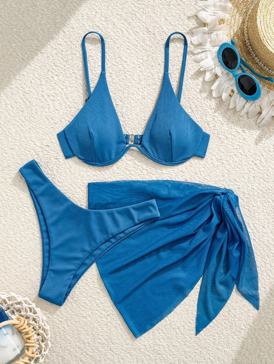 3'Lü Balenli Bikini Takımı Ve Örgü Plaj Eteği