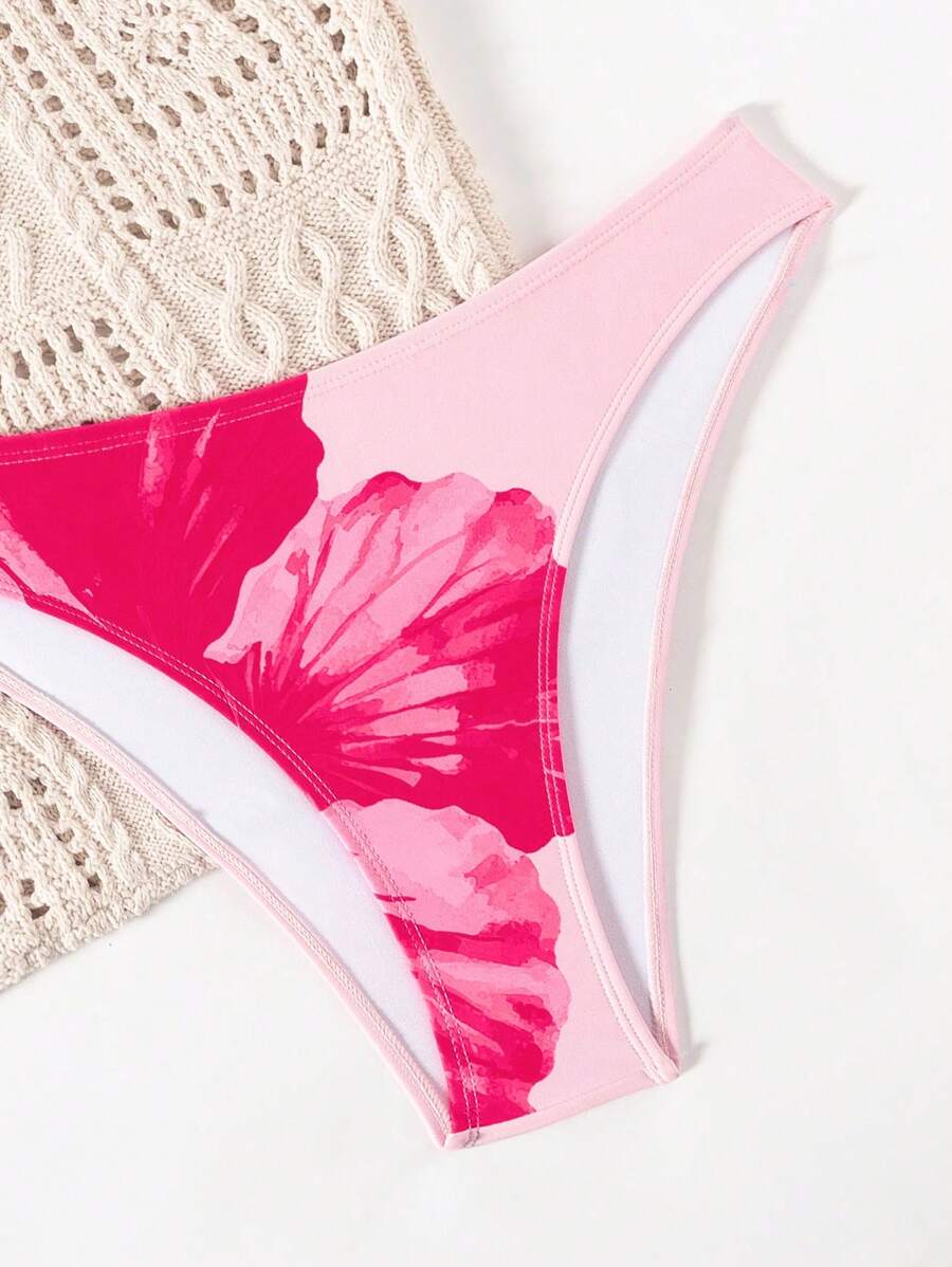 Çiçek Desenli Halter Bağcıklı Bikini Takımı