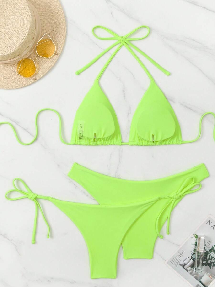 3 Parça Halter Üst + Üçgen Alt + Bağcıklı Şort Bikini Takımı