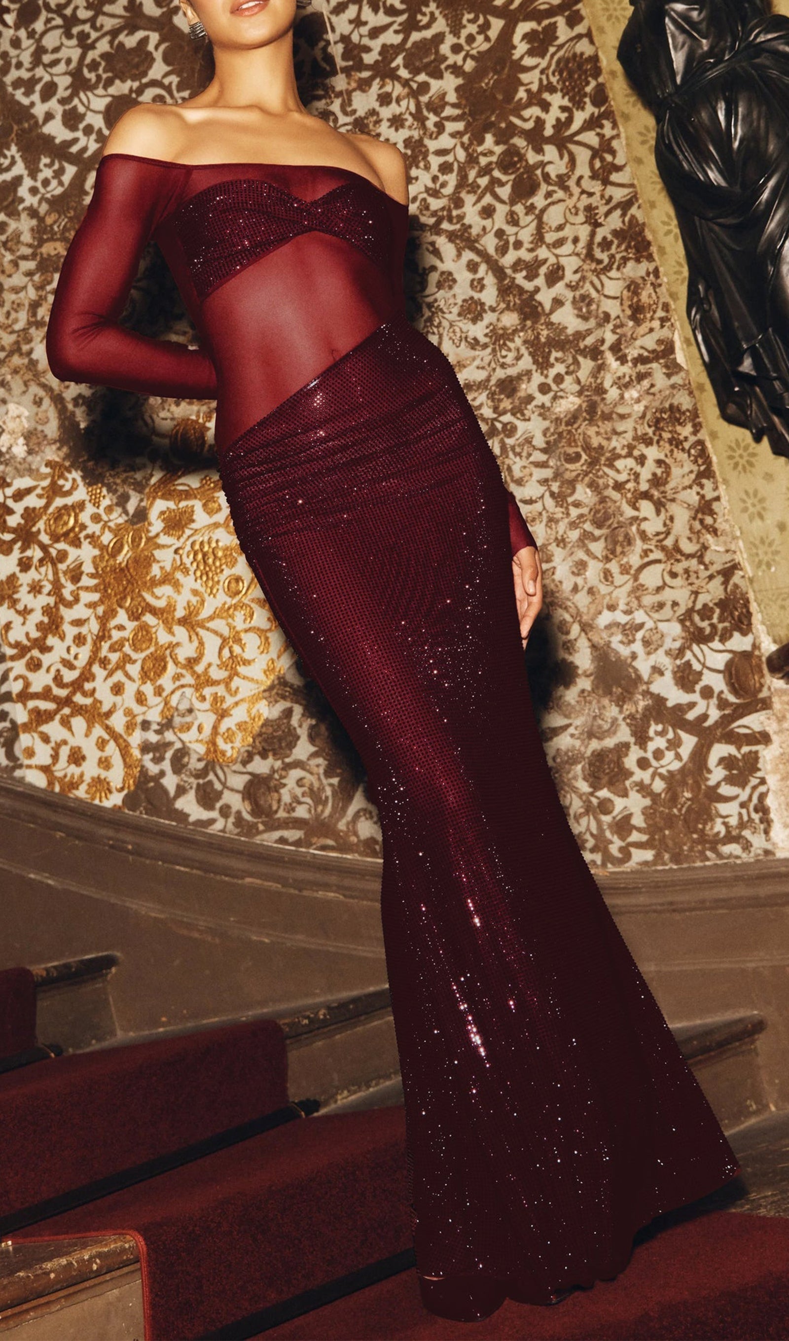 Diamantbesetztes schulterfreies Maxikleid – Rot 
